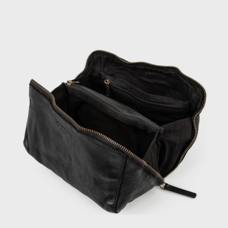 Køb Toilettaske Austin Urban Cognac | 639,00 | Fri fragt over 249 kr. | Hurtig levering | Dag til dag levering | Montana | Etui, Clutch, Taske, Rejse, Toiletsager