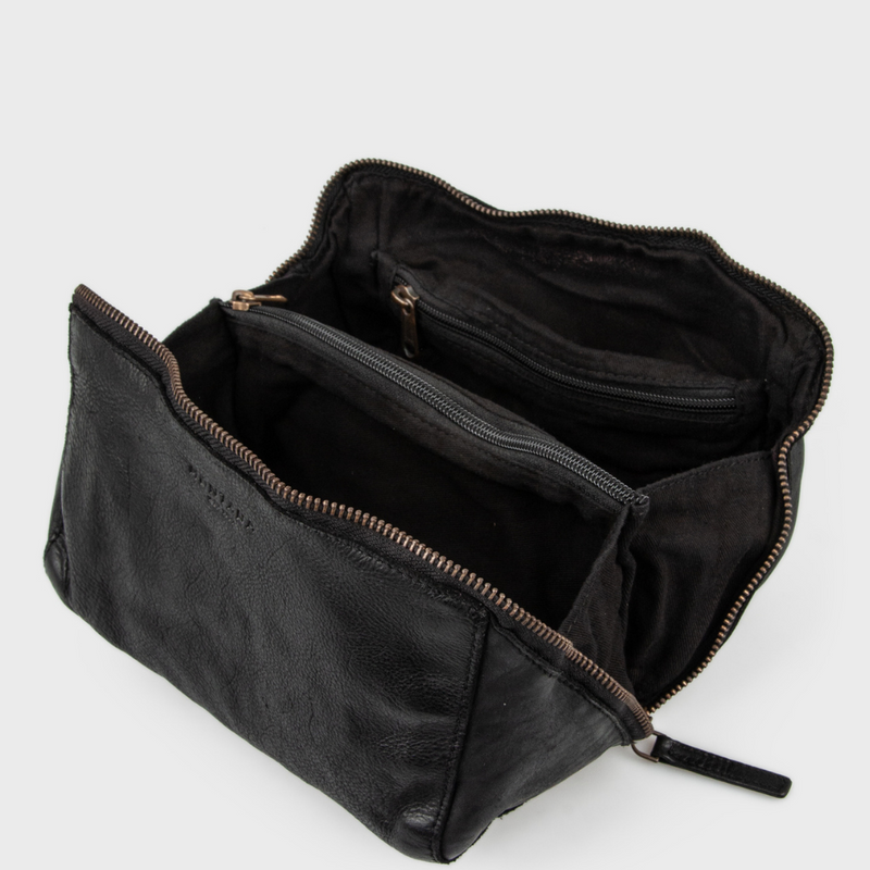 Køb Toilettaske Dillon Urban | 799,00 | Fri fragt over 249 kr. | Hurtig levering | Dag til dag levering | Montana | Etui, Clutch, Taske, Rejse, Toiletsager