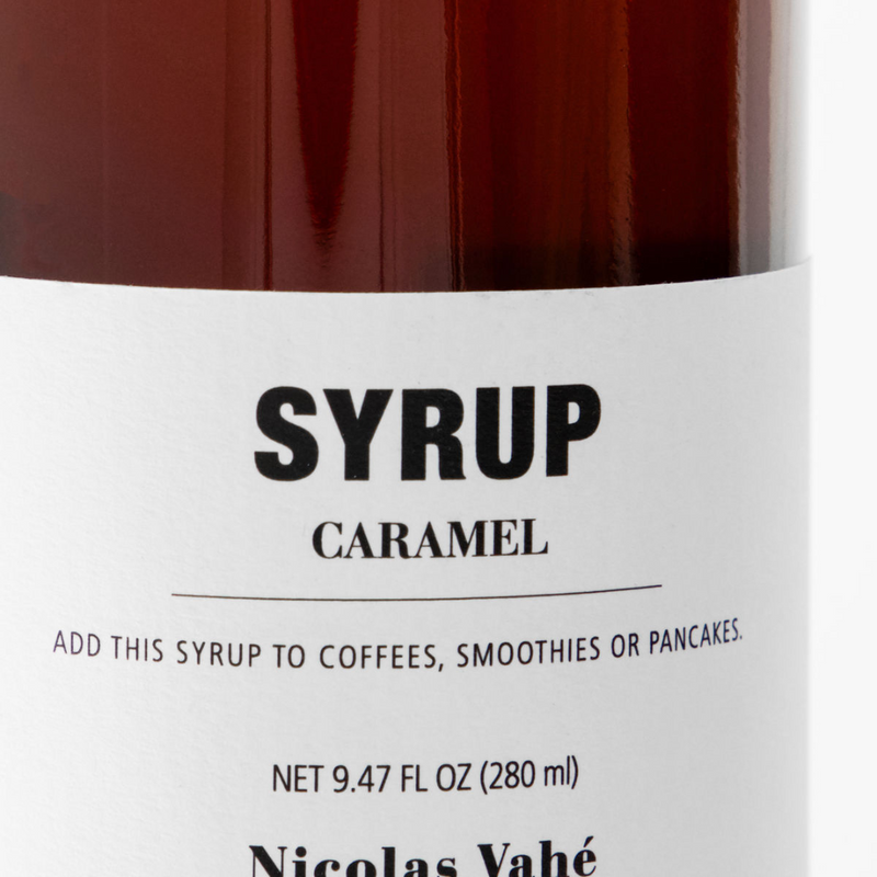 Køb Sirup // Syrup | 79,95 | Fri fragt over 149 kr. | Hurtig levering | Dag til dag levering | Nicolas Vahé, Society of Lifestyle | Sirupsmag, Siruplikør, Likør, Smag, Vanilje, Vaniljesirup, Karamel, Karamelsirup