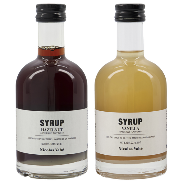 Køb Gavesæt Syrup Cause you´re so damn sweet - sæt af 2 dele | 79,95 | Fri fragt fra 249 kr. | Hurtig levering | Dag til dag levering | Nicolas Vahé, Society of Lifestyle |